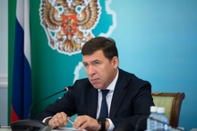 Евгений Куйвашев поздравил жителей Среднего Урала с Днем Героев Отечества
