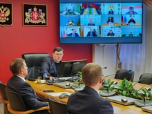 Последствия снегопада власти обещают ликвидировать в Свердловской области до Нового года