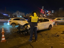 В Екатеринбурге после столкновения двух иномарок был госпитализирован ребенок
