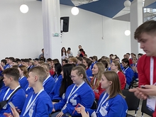Самые одаренные школьники из Свердловской области отправились в Сириус для разработки научно-технологических проектов