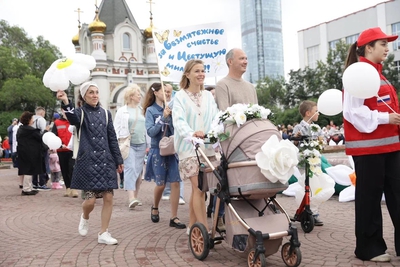 В Екатеринбурге прошло празднование Дня семьи, любви и верности
