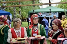 Более 20 национальных подворий представят традиционную кухню, костюмы и ремесла в День народов Среднего Урала