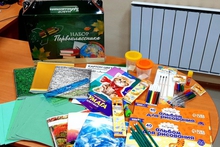 Свердловчане активно участвуют в ежегодной благотворительной акции «Собери ребенка в школу»