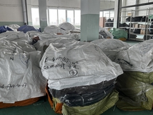 Екатеринбургские таможенники задержали крупную партию товаров без документов