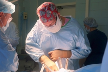 Врачи трех свердловских больниц и Центра медицины катастроф спасли многодетную маму и ее новорожденного ребенка