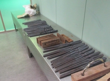 В аэропорту Кольцово таможенники задержали 100 килограмм инструментов