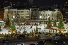 В Екатеринбурге на новогодние праздники запретят парковку в центре города и продажу алкоголя В Екатеринбурге на новогодние праздники запретят парковку в центре города и продажу алкоголя