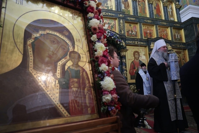 Екатеринбург встретил День Казанской иконы Божьей Матери масштабным крестным ходом