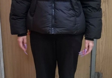 В Екатеринбурге задержали курьершу мошенников с пятисантиметровыми ногтями