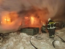 В Екатеринбурге ликвидирован крупный пожар на складе