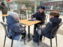 В Екатеринбурге за новогодние праздники в полицию доставили более 80 детей, нарушавших комендантский час