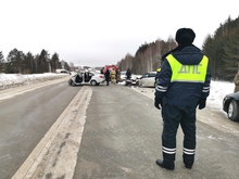 На трассе Екатеринбург-Алапаевск в лобовом ДТП погибли два человека