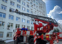 В Екатеринбурге два человека пострадали при пожаре в пятиэтажном доме