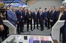 Денис Паслер на площадке ИННОПРОМ-2026 представил Михаилу Мишустину и гостям выставки промышленный потенциал региона