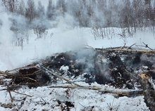  Уральская авиабаза приступила к тушению тлеющего торфяника вблизи поселка Ольховка